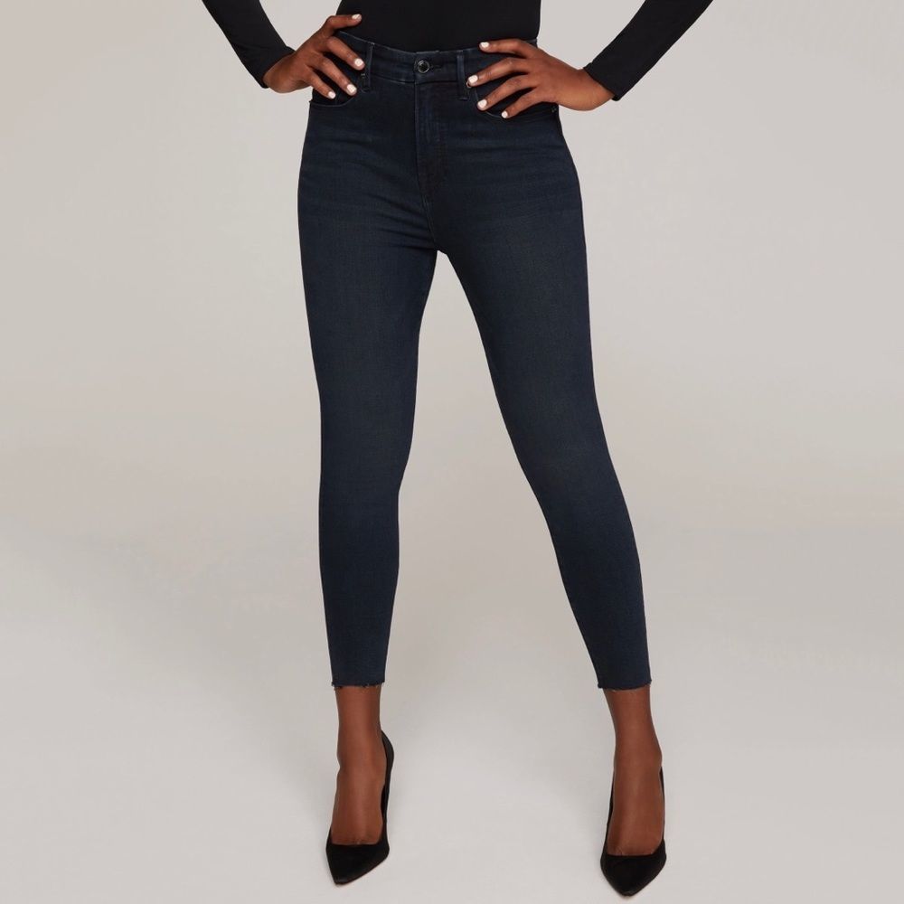 Good American Good Waist Crop Raw Hem in Blue631